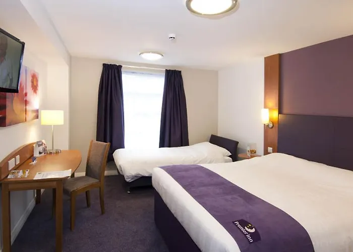 Premier Inn Glenrothes